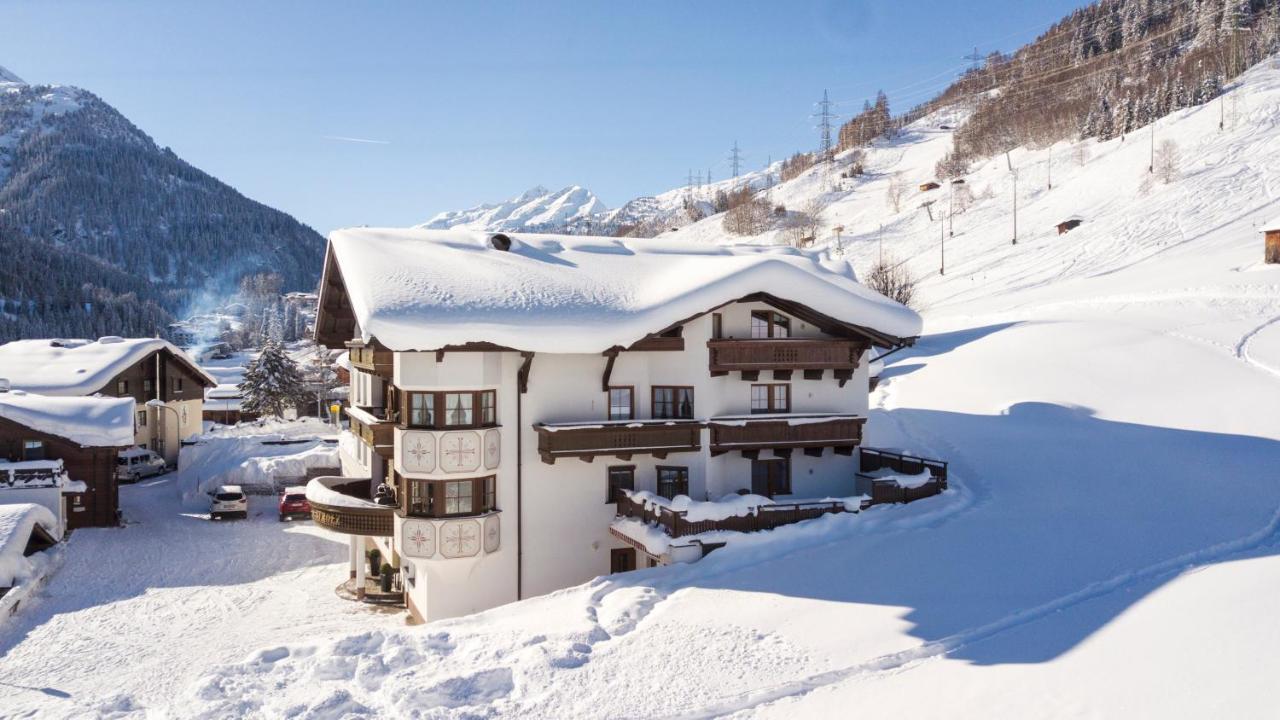 Landhaus Strolz Sankt Anton am Arlberg Exteriör bild