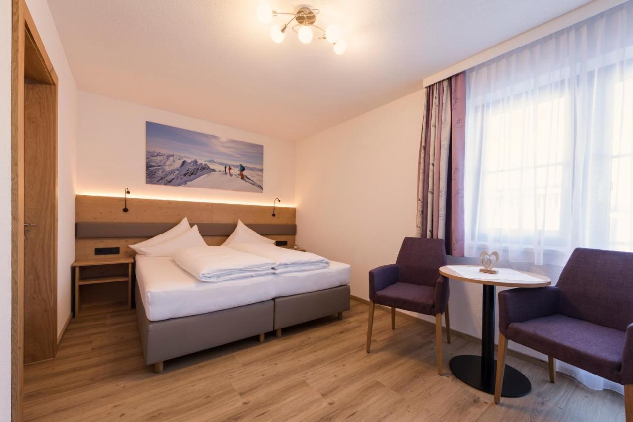 Landhaus Strolz Sankt Anton am Arlberg Exteriör bild