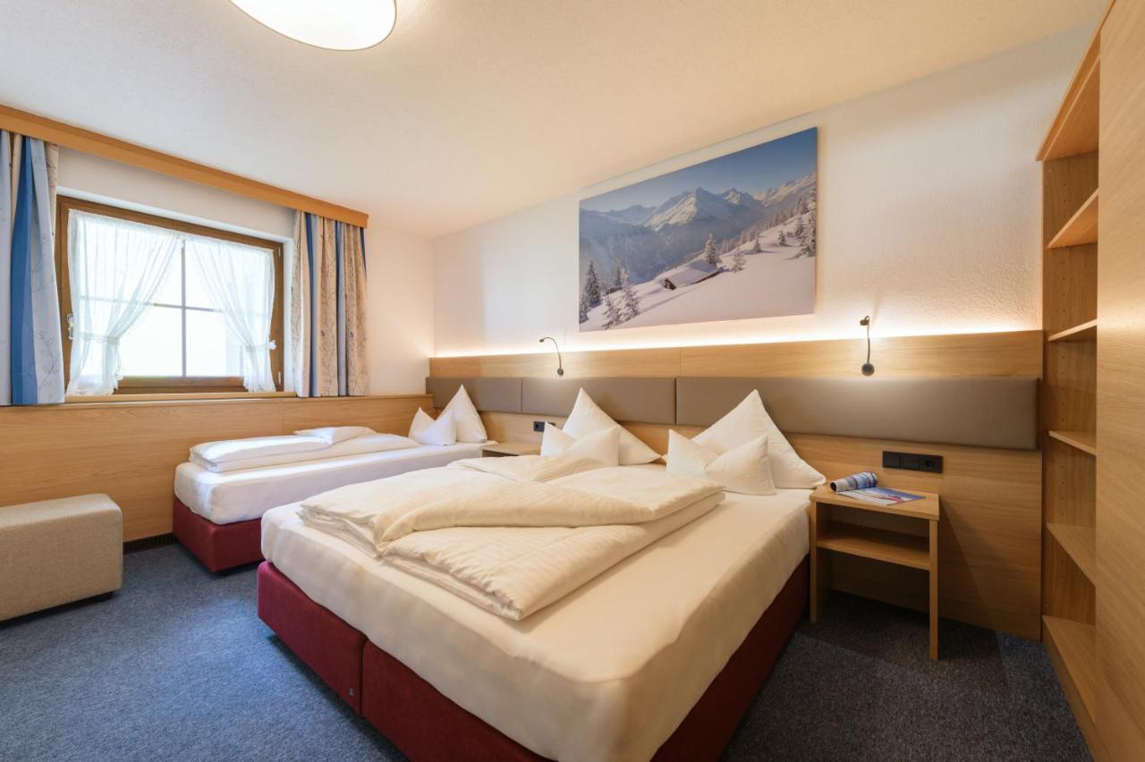 Landhaus Strolz Sankt Anton am Arlberg Exteriör bild