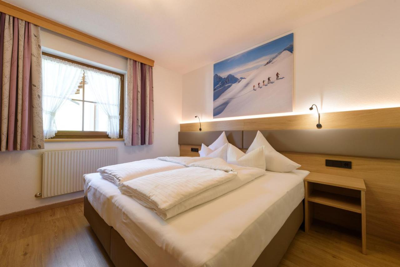 Landhaus Strolz Sankt Anton am Arlberg Exteriör bild