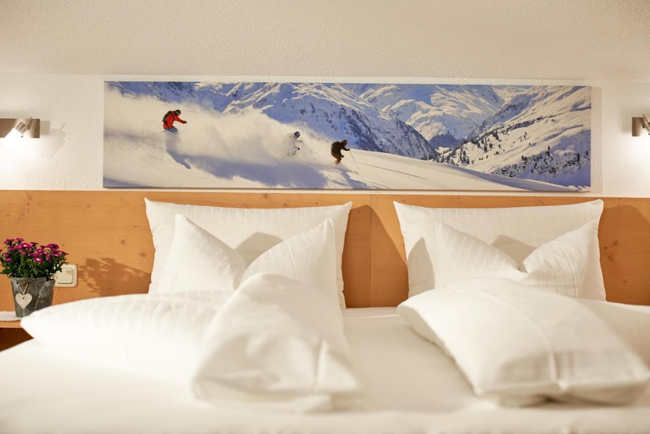Landhaus Strolz Sankt Anton am Arlberg Exteriör bild