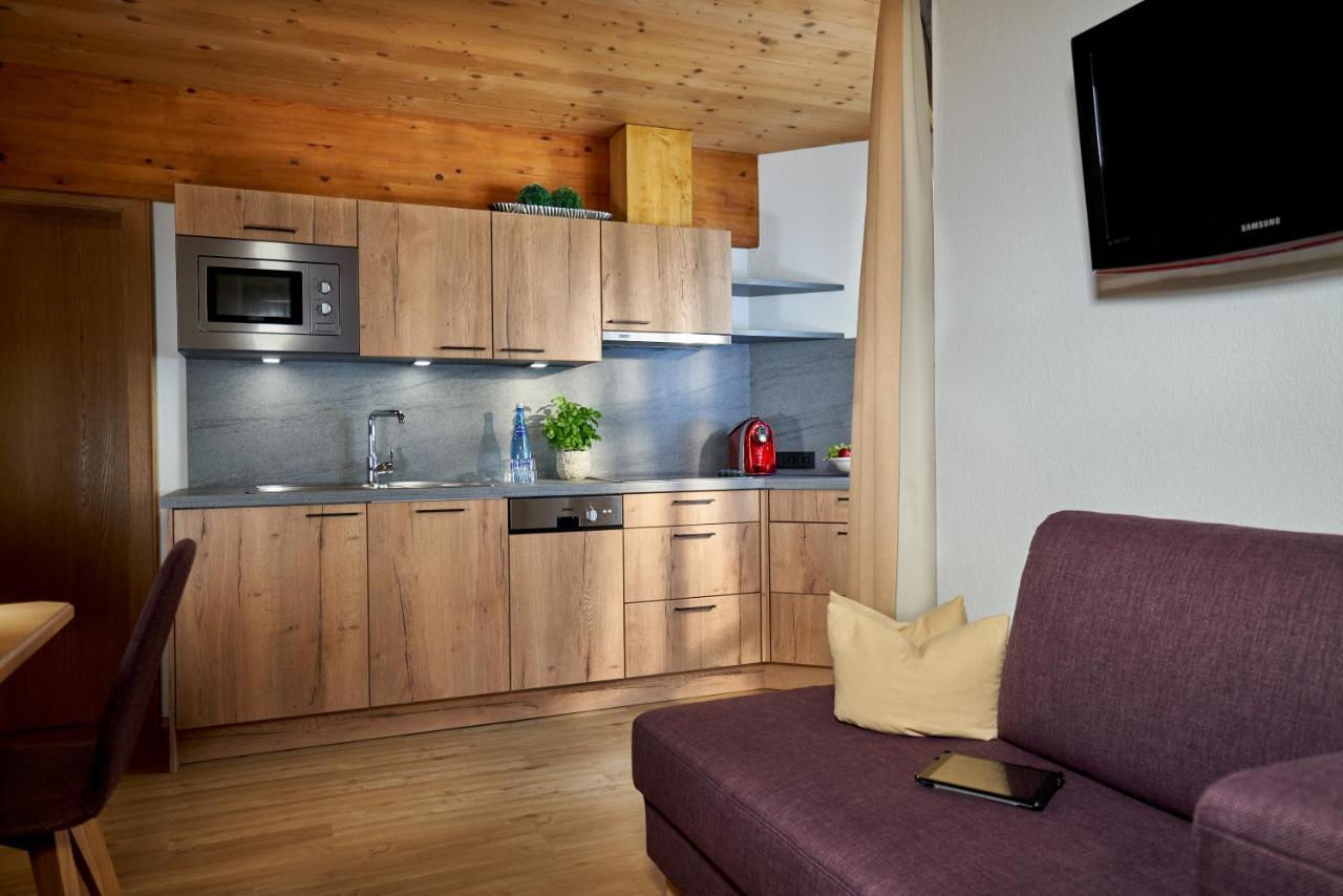 Landhaus Strolz Sankt Anton am Arlberg Exteriör bild