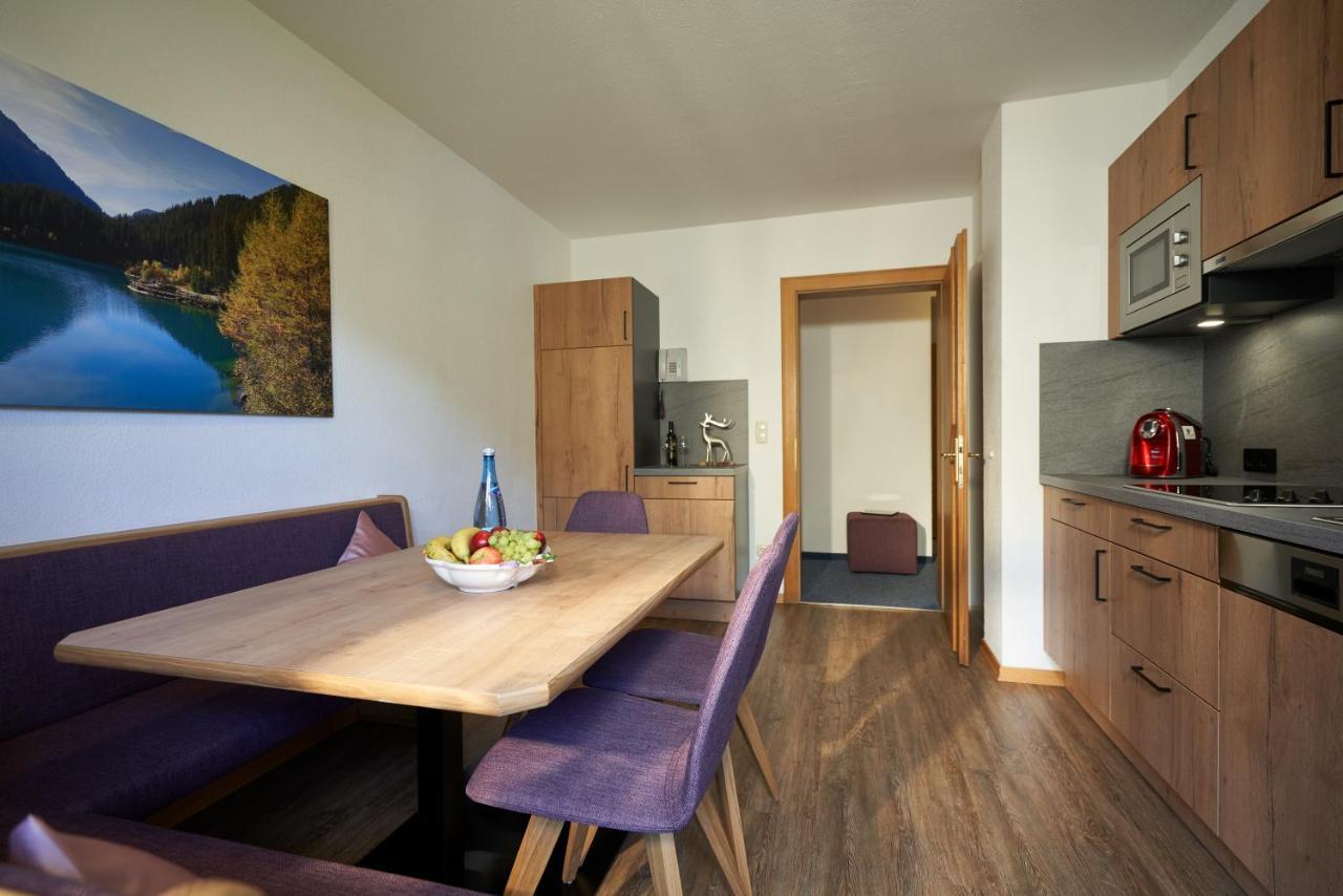 Landhaus Strolz Sankt Anton am Arlberg Exteriör bild